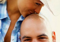 Tạo kiểu tóc quá đà có làm bạn bị hói?