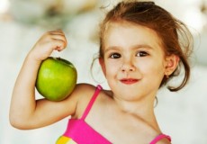 5 thói quen giúp trẻ phòng bệnh cảm