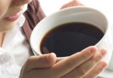 Sử dụng quá nhiều caffein có thể gây nhồi máu cơ tim?