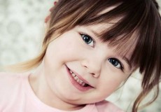 Mẹo giúp bé tránh mỏi mắt khi dùng thiết bị kỹ thuật số